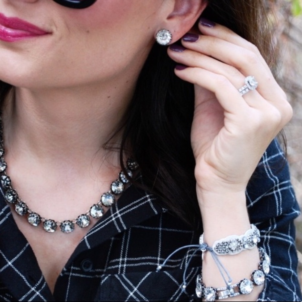 :: S&D Sparkling Crystal Nancy Studs - Picture 8 of 10